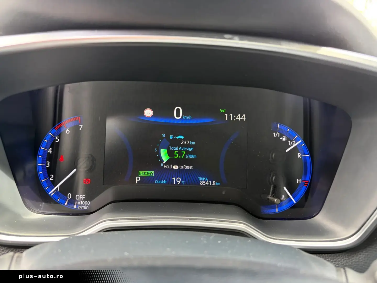Toyota Corolla 1.8 Hybrid Dynamic   Car No. 149