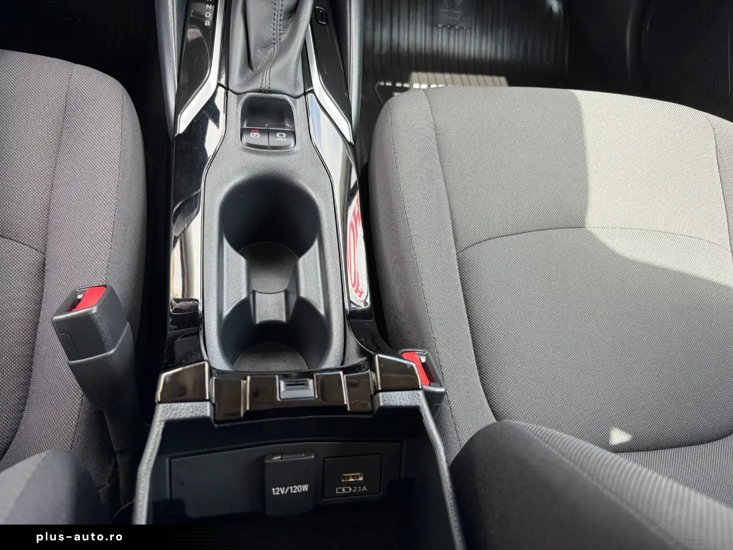 Toyota Corolla 1.8 Hybrid Dynamic   Car No. 149