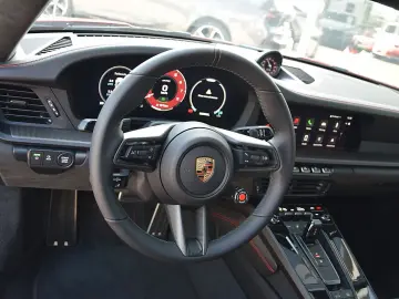 PORSCHE 911 Carrera 3.6 GTS T-Hybrid GTS 4 (EURO 6e)