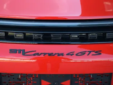 PORSCHE 911 Carrera 3.6 GTS T-Hybrid GTS 4 (EURO 6e)