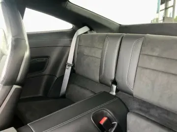 PORSCHE 911 Carrera 4 GTS LIFT CARBON BUR 360 LEDER
