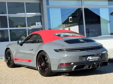 Porsche 911 992.2 Carrerra 4 GTS Sport-Design