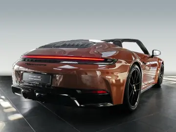 Porsche 911 992 Carrera 4 GTS Cabriolet
