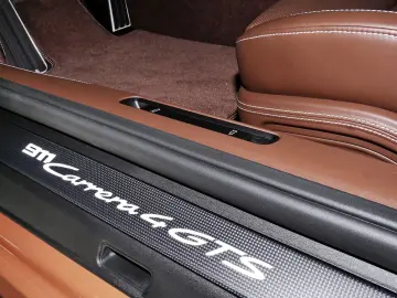 Porsche 911 992 Carrera 4 GTS Cabriolet