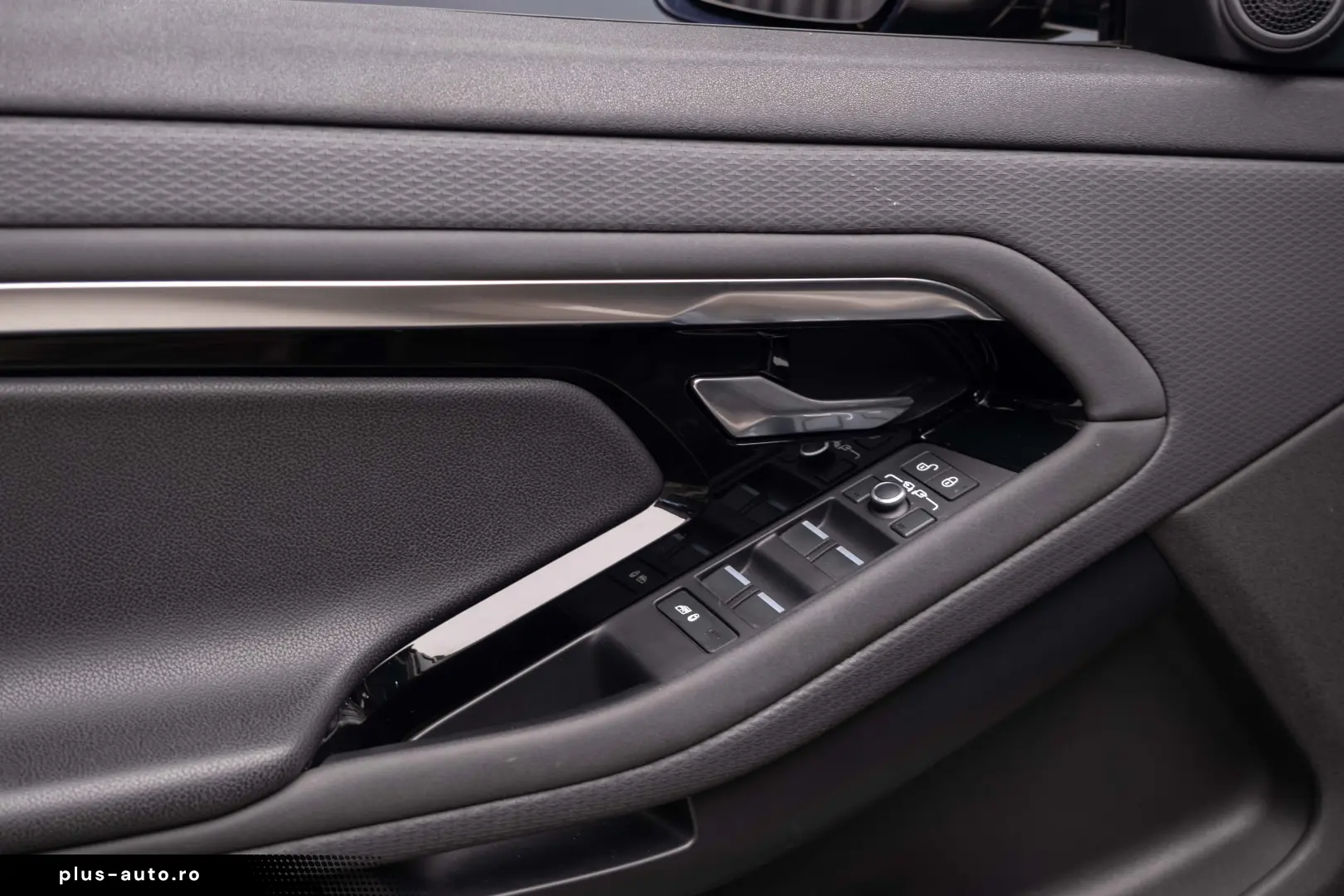 Range Rover Evoque P200 mild hibrid R-Dynamic S panoramic