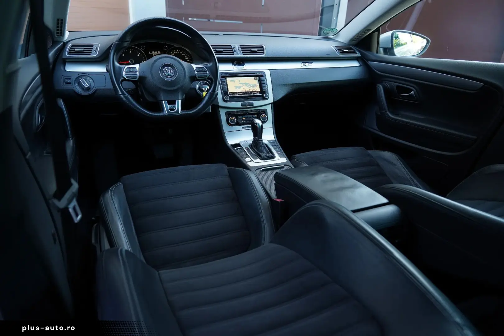 Volkswagen Passat-Cc