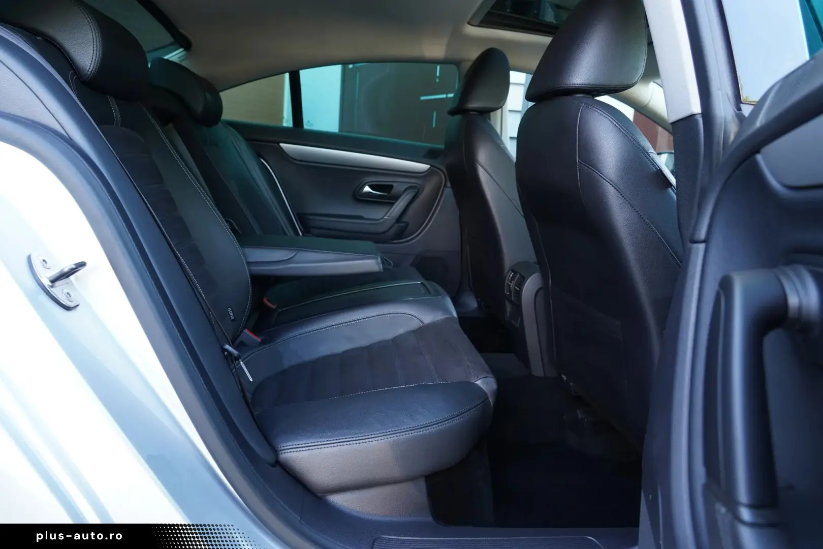 Volkswagen Passat-Cc