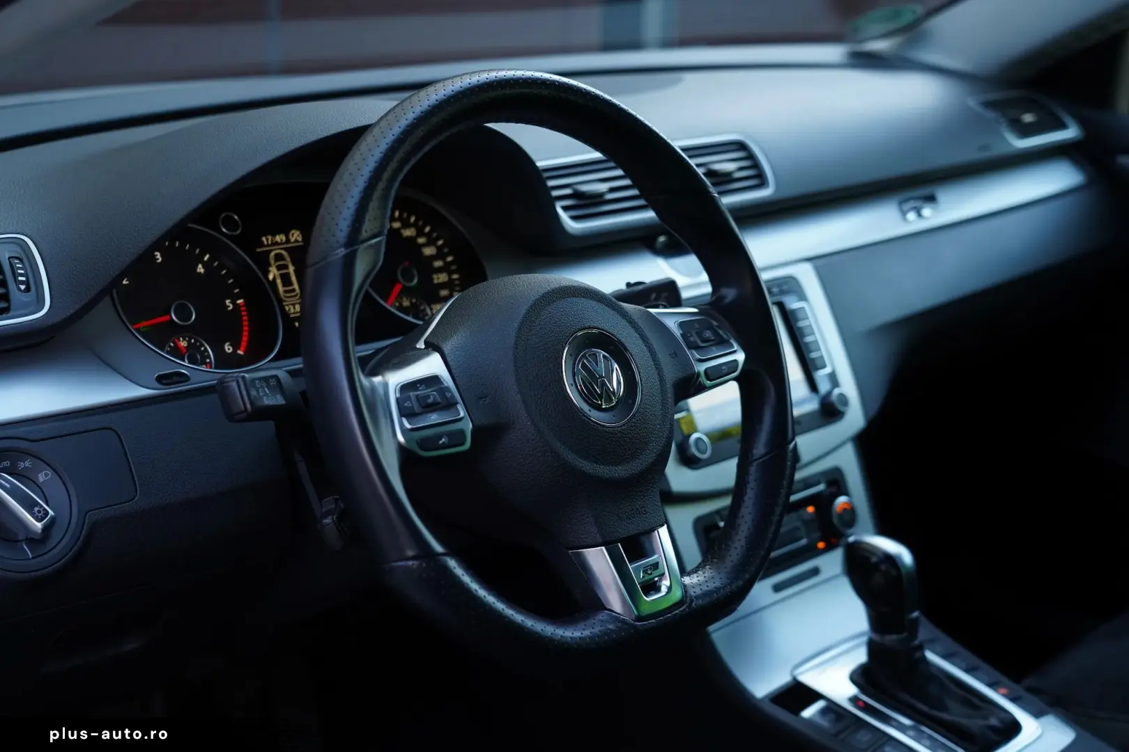 Volkswagen Passat-Cc