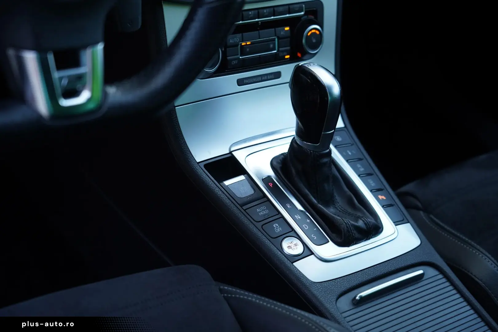 Volkswagen Passat-Cc