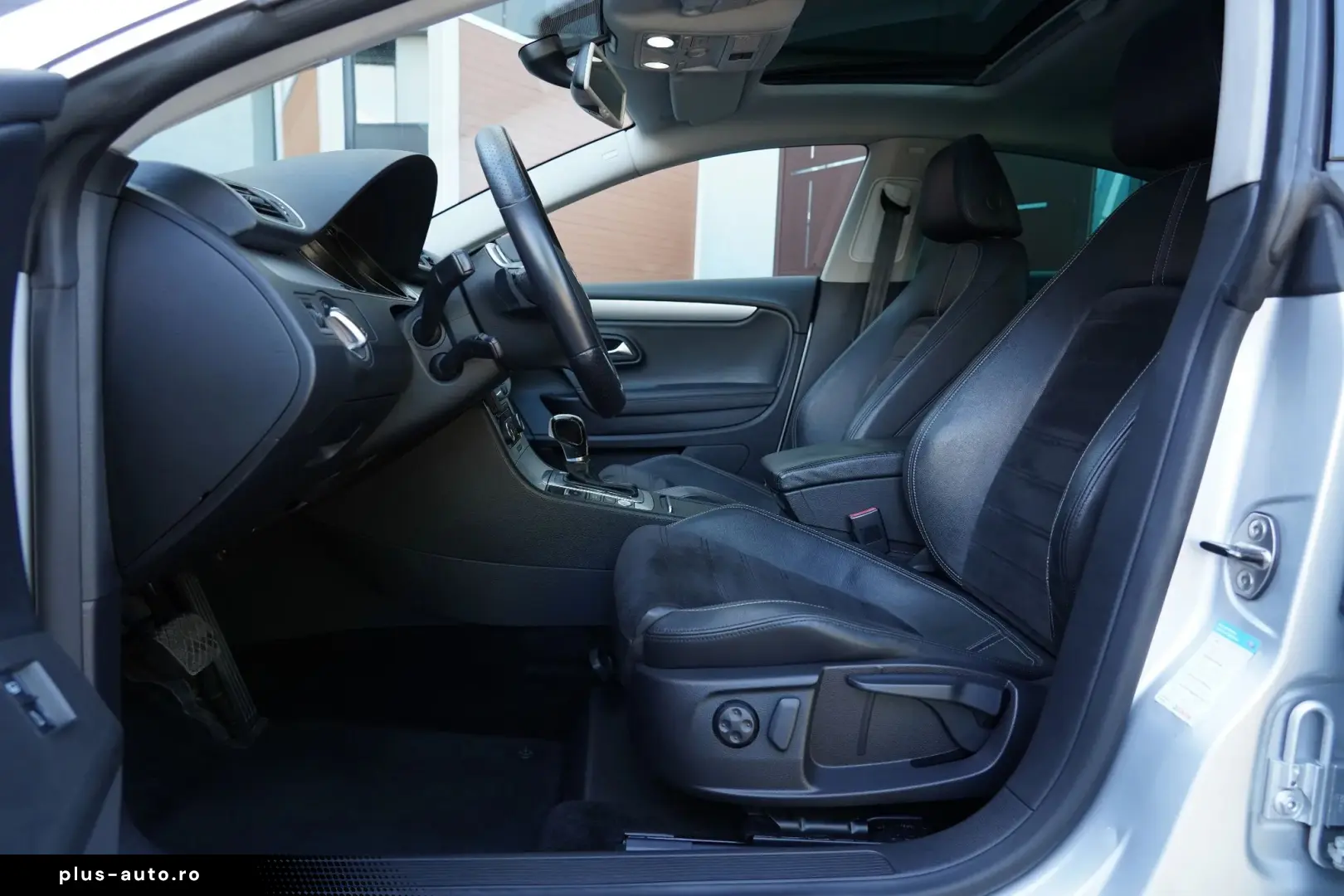 Volkswagen Passat-Cc