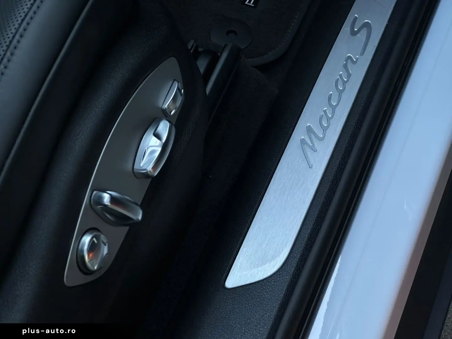 PORSCHE Macan S PASM PANO 360  Burmester