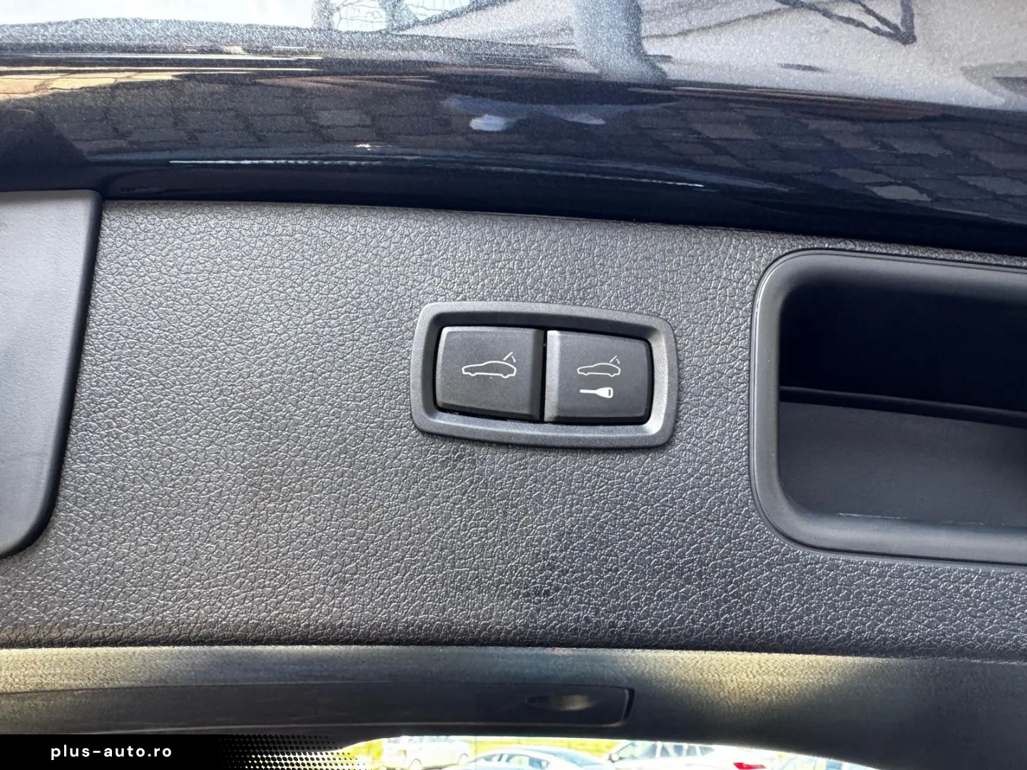 PORSCHE Macan Approved08 27 Bose Pano StzHzg RFK PDLS 21