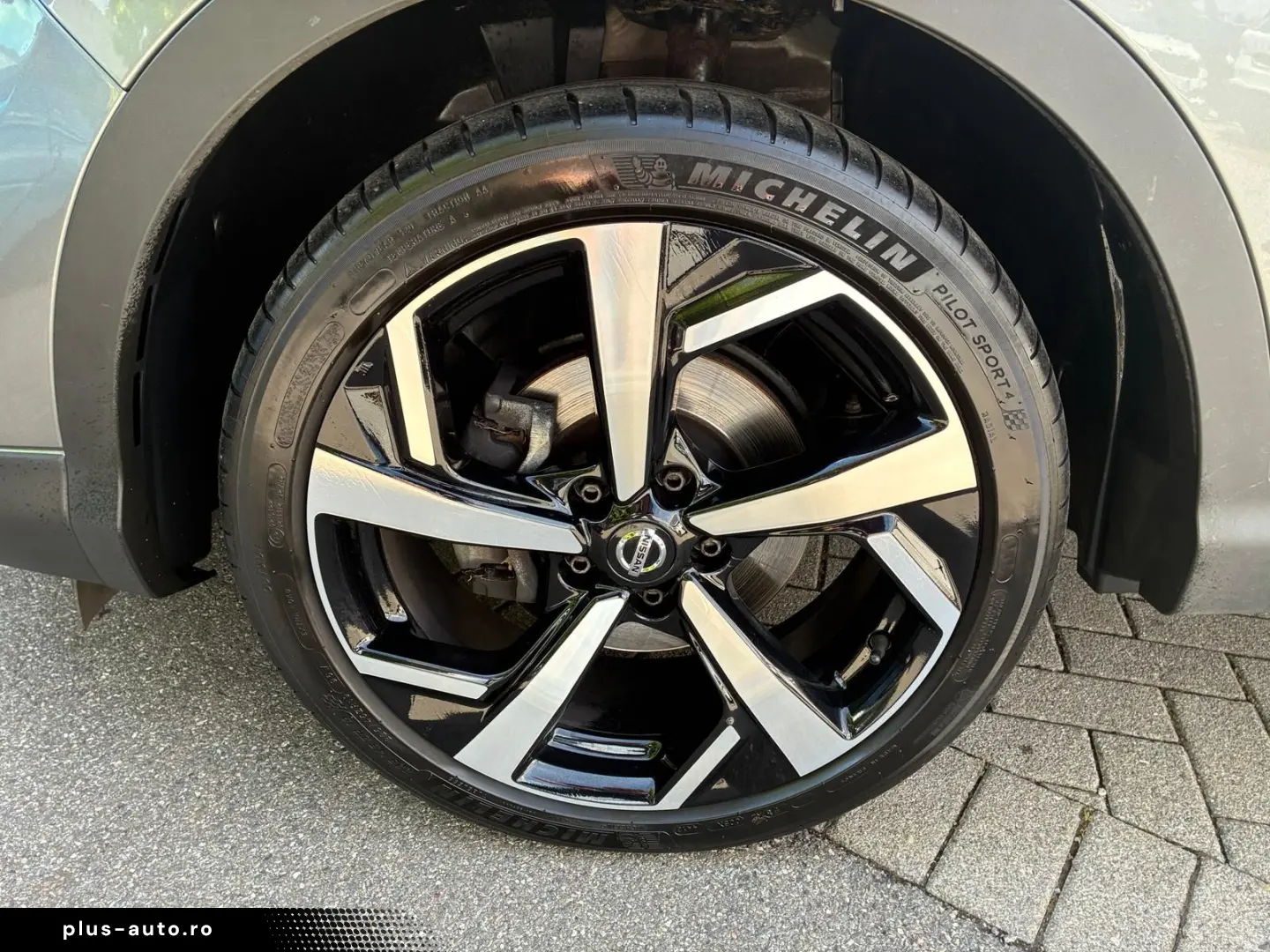 NISSAN Qashqai Tekna 1.3 LED NAVI 360  KAMERA