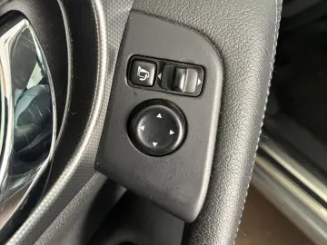NISSAN Qashqai Tekna 1.3 LED NAVI 360  KAMERA