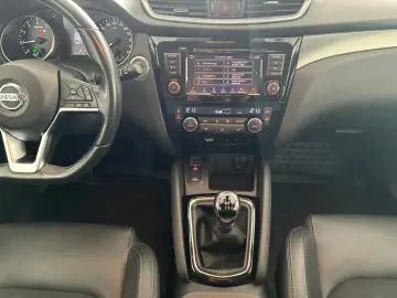 NISSAN Qashqai Tekna 1.3 LED NAVI 360  KAMERA