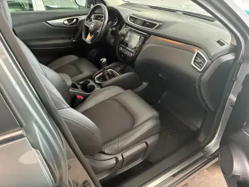 NISSAN Qashqai Tekna 1.3 LED NAVI 360  KAMERA