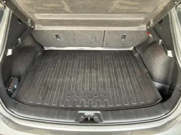 NISSAN Qashqai Tekna 1.3 LED NAVI 360  KAMERA
