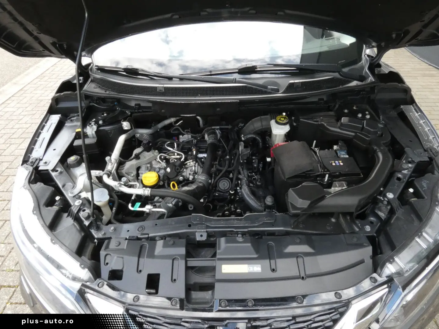 NISSAN Qashqai 1.3 DCT N-Connecta Panorama 18-Zoll LED