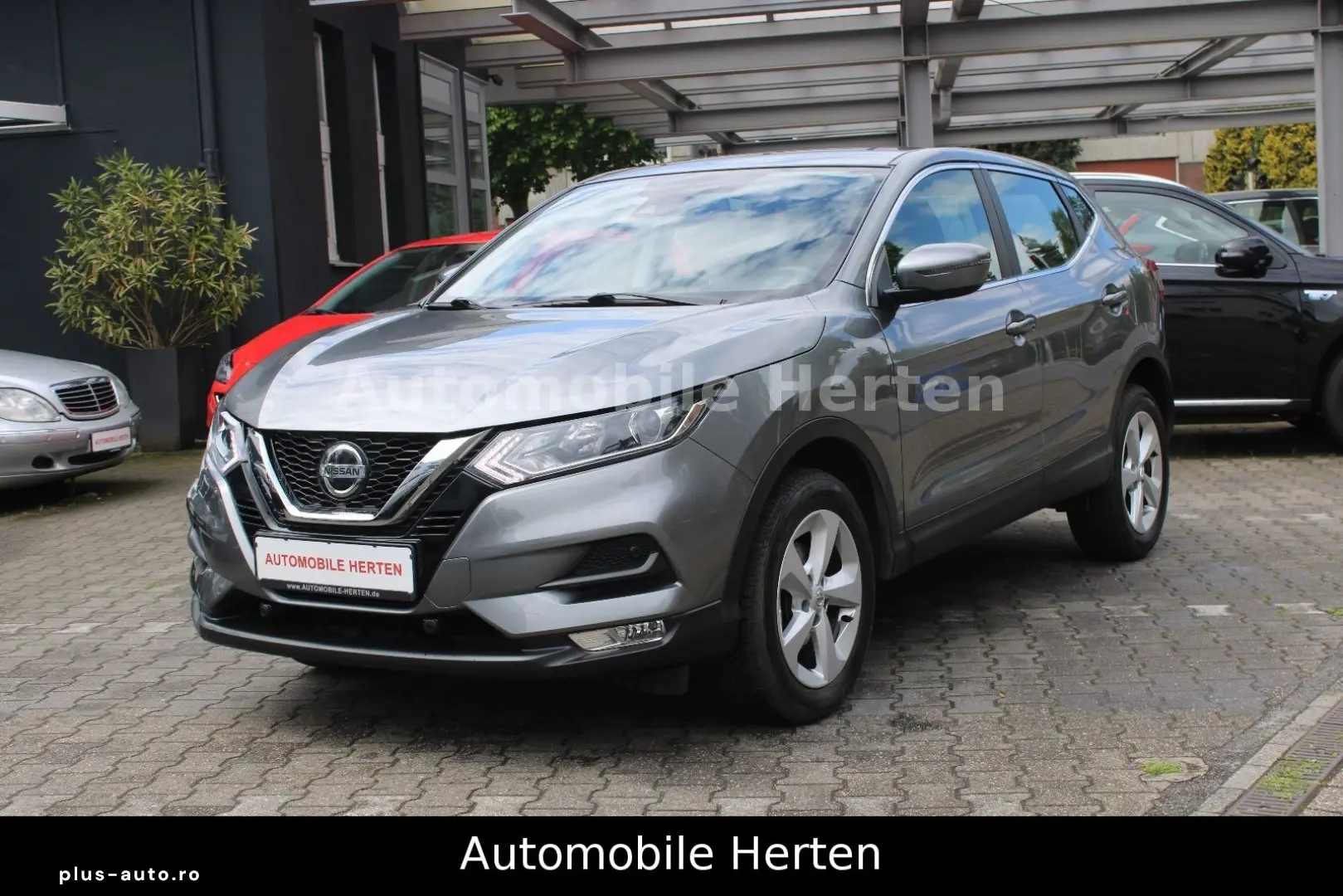 NISSAN Qashqai 1.3 Acenta NAVI TEMPOMAT 39000KM!