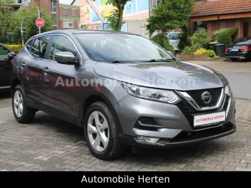 NISSAN Qashqai 1.3 Acenta NAVI TEMPOMAT 39000KM!