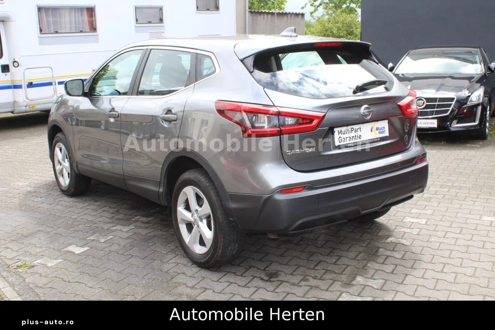 NISSAN Qashqai 1.3 Acenta NAVI TEMPOMAT 39000KM!