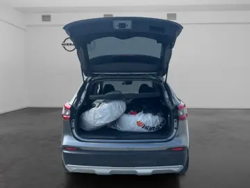 NISSAN Qashqai N-Motion Panorama Navi 360 Kamera LED