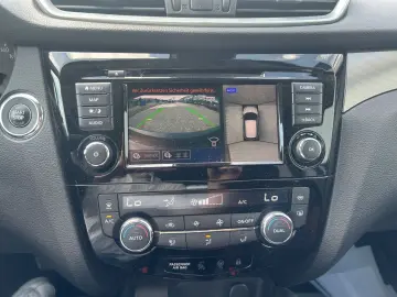 NISSAN Qashqai N-Motion Panorama Navi 360 Kamera LED