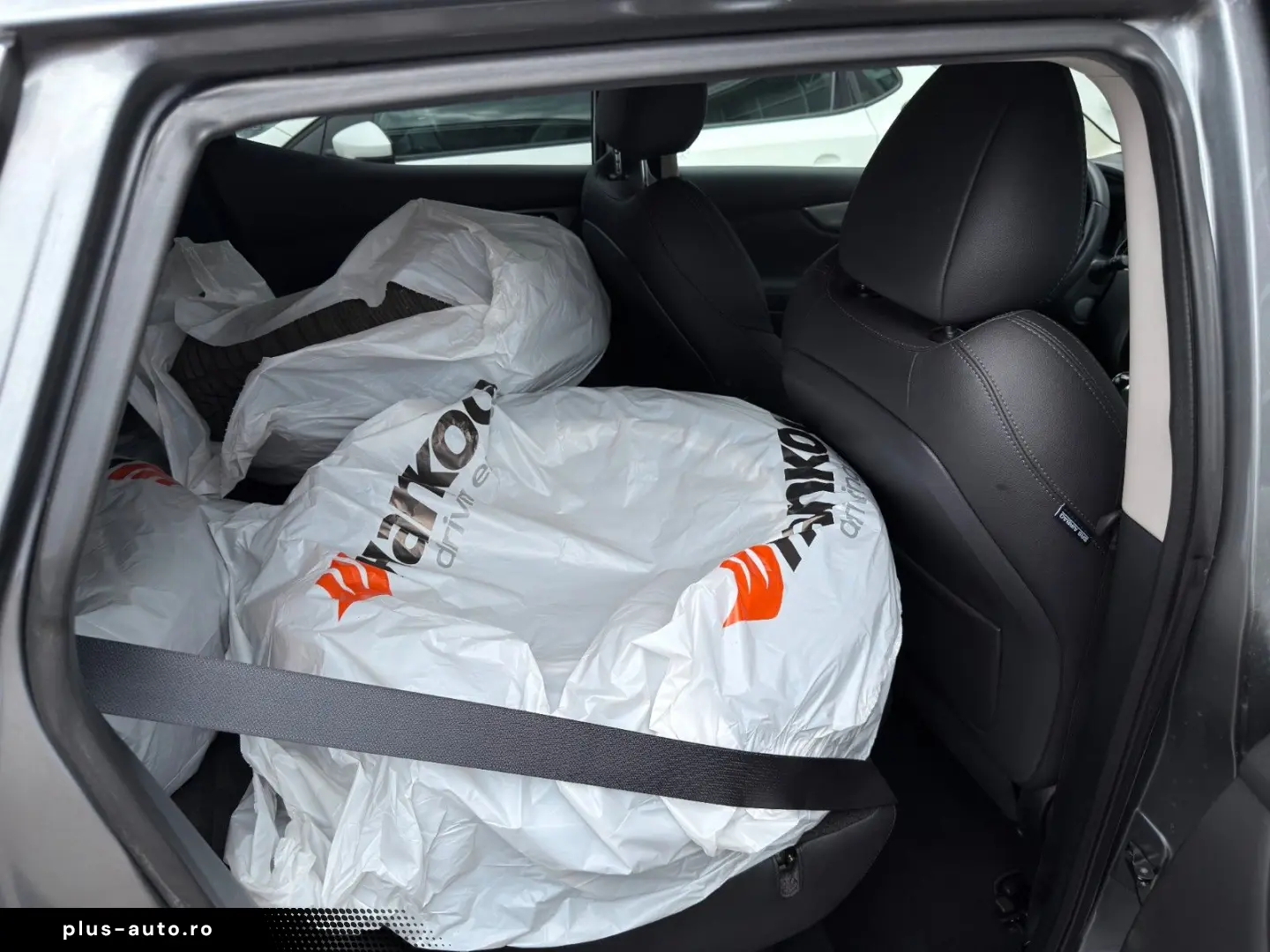 NISSAN Qashqai 2 1.3 DIG-T Tekna