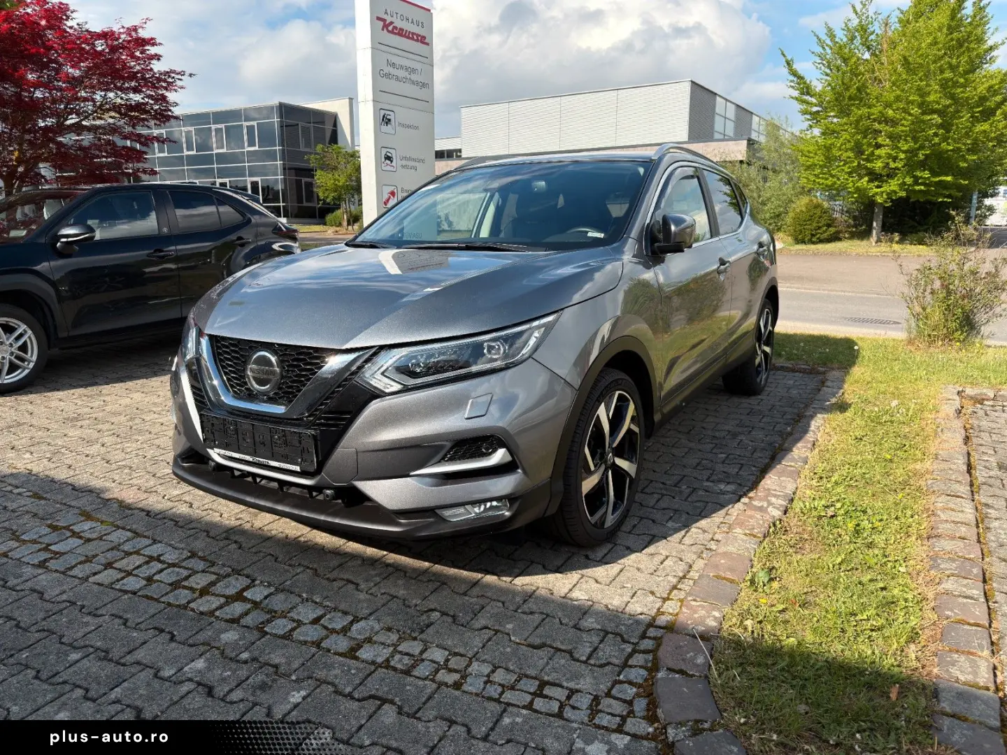 NISSAN Qashqai 2 1.3 DIG-T Tekna