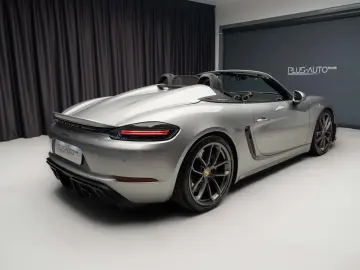 Porsche 718 Spyder