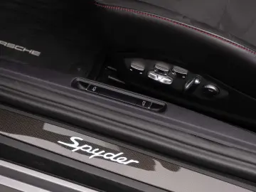 Porsche 718 Spyder