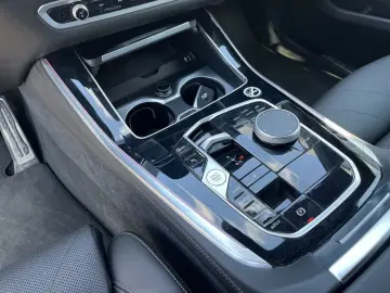 BMW X5 xDr30d MSp IcGlow SoftClo Ventilation 360 IASteering