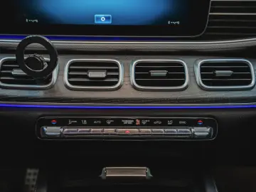 MERCEDES-BENZ GLE 400 d 4Matic AMG Line Burmester Pa…
