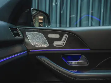MERCEDES-BENZ GLE 400 d 4Matic AMG Line Burmester Pa…