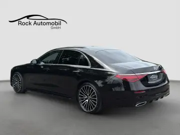 MERCEDES-BENZ S 400 d 4Matic L AMG Line 4D Burmester…