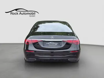 MERCEDES-BENZ S 400 d 4Matic L AMG Line 4D Burmester…