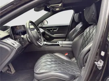 MERCEDES-BENZ S 400 d 4Matic L AMG Line 4D Burmester…