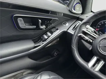 MERCEDES-BENZ S 400 d 4Matic L AMG Line 4D Burmester…