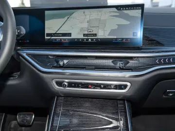BMW X7 xDrive40d M Sport Pro HUD PANO ACC AHK RFK NA
