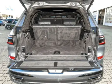BMW X7 xDrive40d M Sport Pro HUD PANO ACC AHK RFK NA