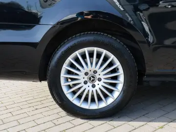 MERCEDES-BENZ V 300 d 4MATIC AVANTGARDE EDITION Extr…