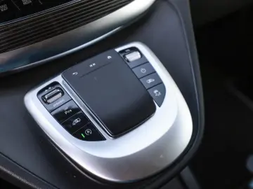 MERCEDES-BENZ V 300 d 4MATIC AVANTGARDE EDITION Extr…