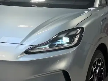 MG4 EV Urban  Premium  54 kWh