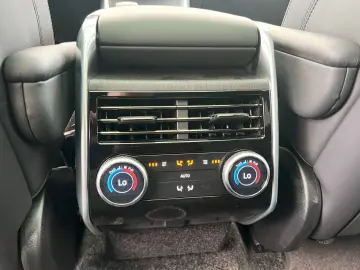 LAND ROVER D350 SWB SHADOW MERIDIAN PANO HEAD UP