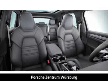 PORSCHE Cayenne Platinum Edition