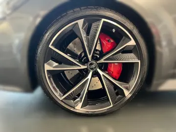 AUDI RS6 Avant Quattro tiptronic Laser HuD StdHz AHK