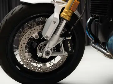 BMW R NINE T