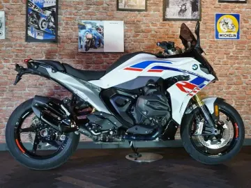 BMW R 1300 RS Performance ASA 3 Pakete  Akrapovic´