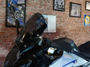 BMW R 1300 RS Performance ASA 3 Pakete  Akrapovic´