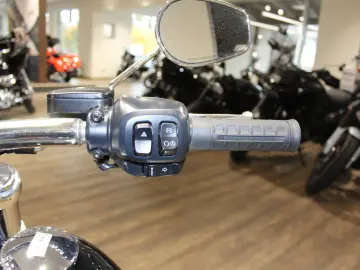 HARLEY DAVIDSON Breakout FXBR 117 Jekill&Hyde